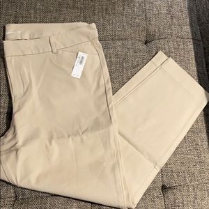 Old Navy Pixie Pants - Size 18 - NWT